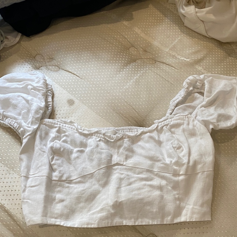 Wilfred White Puff Sleeve Crop Top